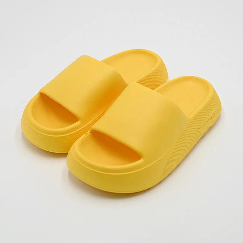 Vad gör Solid Color Slippers till ett smart val för vardagens komfort?