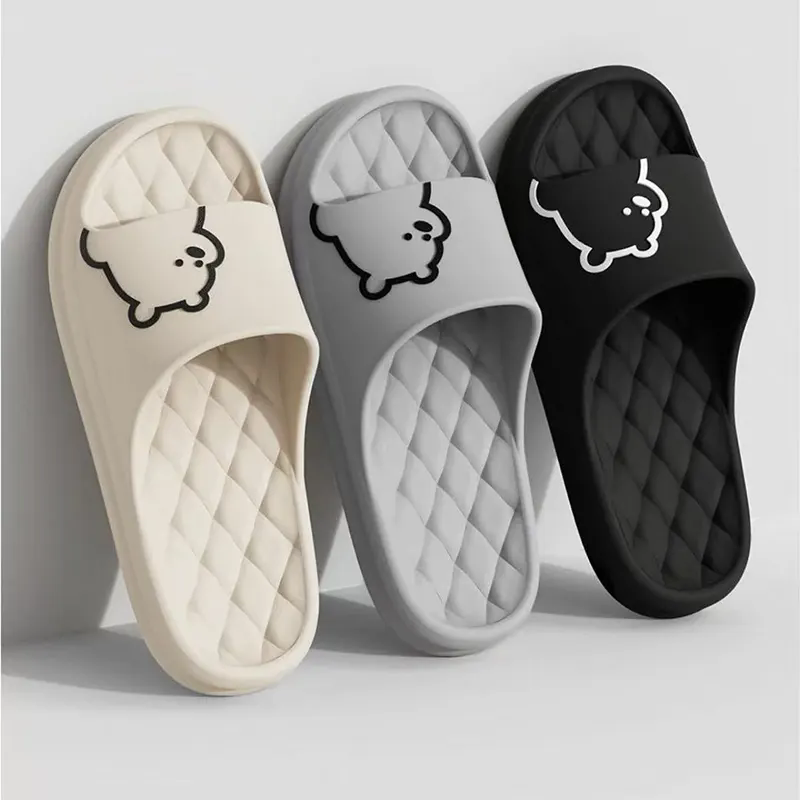 Varför blir söta björn tofflor ett måste för mysigt hembesvär?